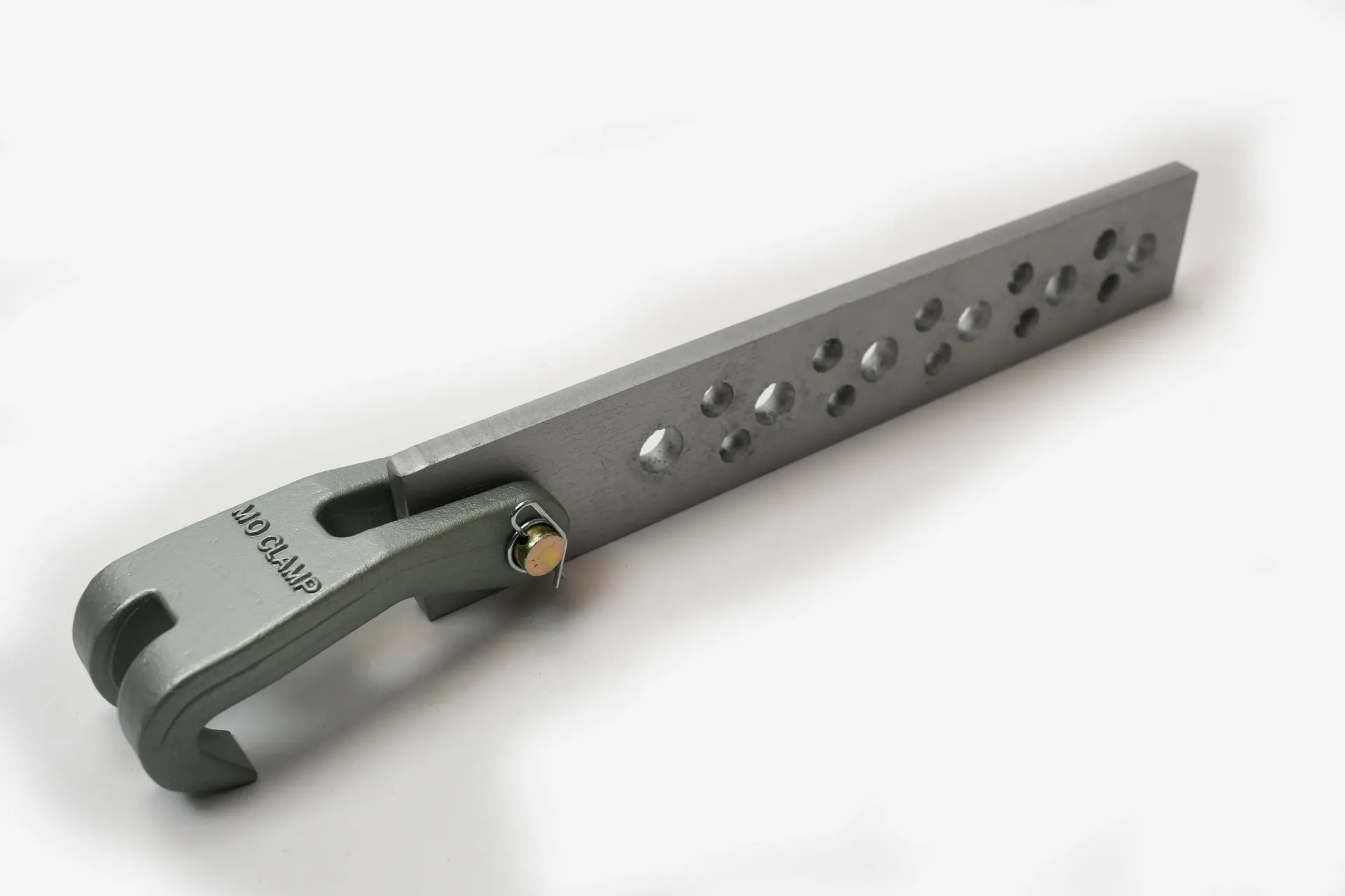 Narrow Draw Bar With Single Claw
